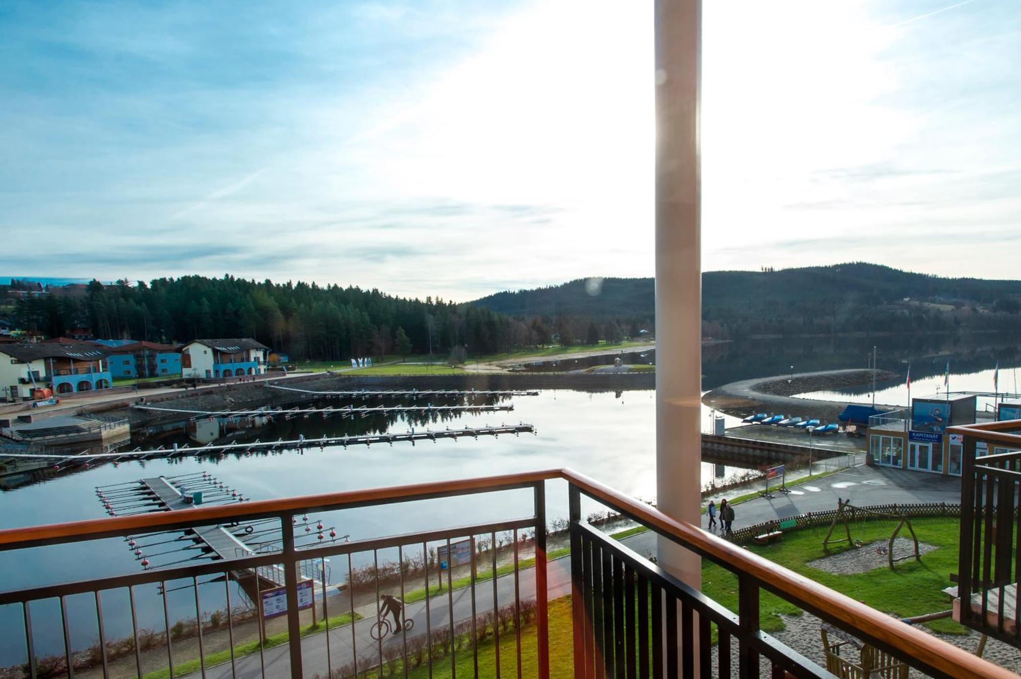 Landal Marina Lipno Apartment Lipno nad Vltavou Exterior photo